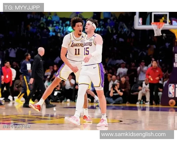 里夫斯绝杀;火箭连胜;弗拉格的成人礼? 里夫斯绝杀;火箭连胜;弗拉格的成人礼?